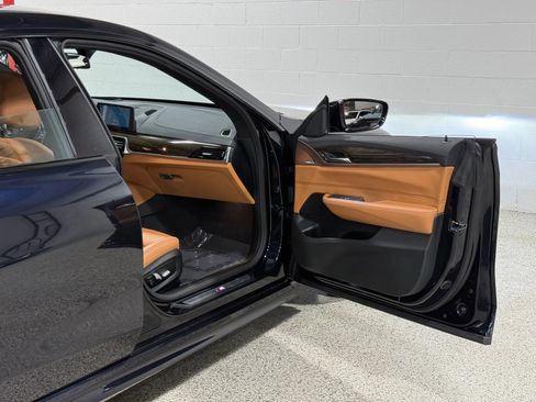 Used 2018 BMW 640i Gran Turismo xDrive 640i Gran Turismo xDrive Sedan image 46