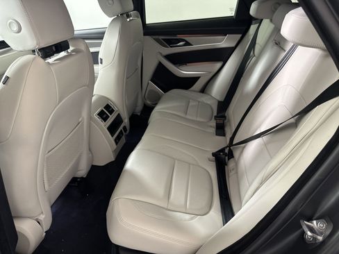 Used 2026 Jaguar F-PACE R-Dynamic S image 10