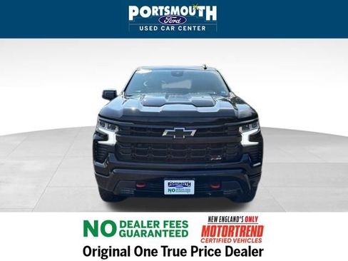 Used 2023 Chevrolet Silverado 1500 LT Trail Boss w/ Convenience Package II image 9