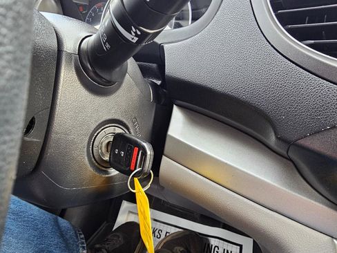 Used 2014 Honda CR-V EX image 40