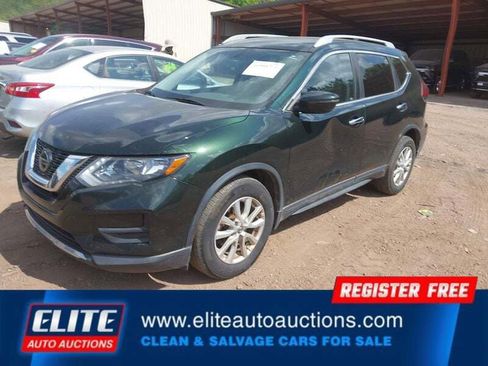 Used 2018 Nissan Rogue SV FWD image 3
