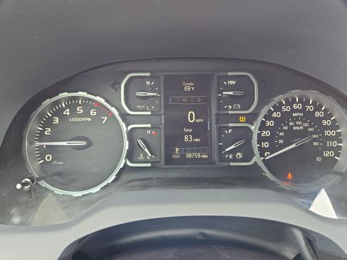 Used 2018 Toyota Tundra SR5 image 35