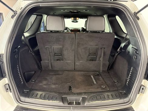 Used 2017 Dodge Durango GT w/ Blacktop Package AWD/4WD image 19