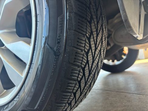 Used 2012 Nissan Rogue SV w/ Premium Pkg image 25