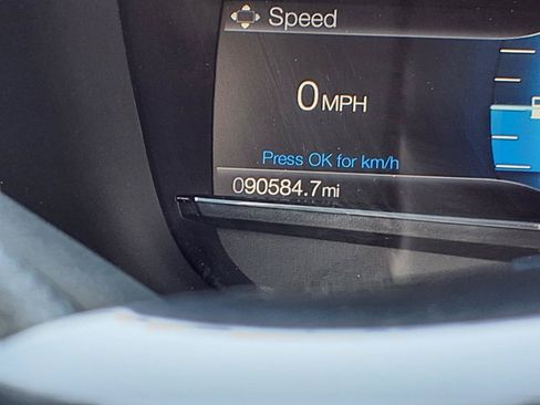 Used 2019 Ford Explorer XLT w/ Equipment Group 202A FWD image 20