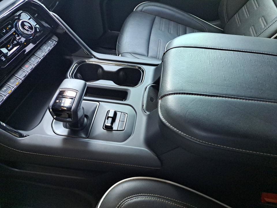 Used 2024 GMC Sierra 1500 AT4X w/ AT4X AEV Edition AWD/4WD image 28