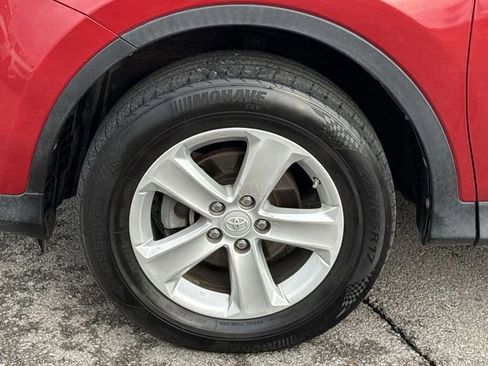Used 2013 Toyota RAV4 XLE image 24