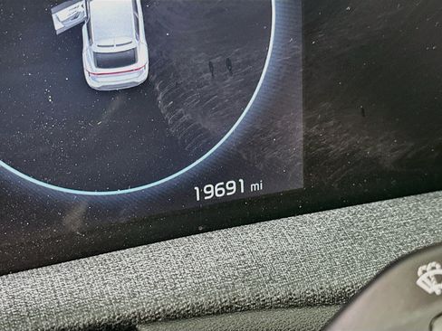 Used 2022 Kia EV6 Wind w/ Wind Technology Package AWD/4WD image 19