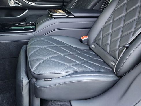 Used 2024 Mercedes-Benz Maybach S 580 4MATIC image 24