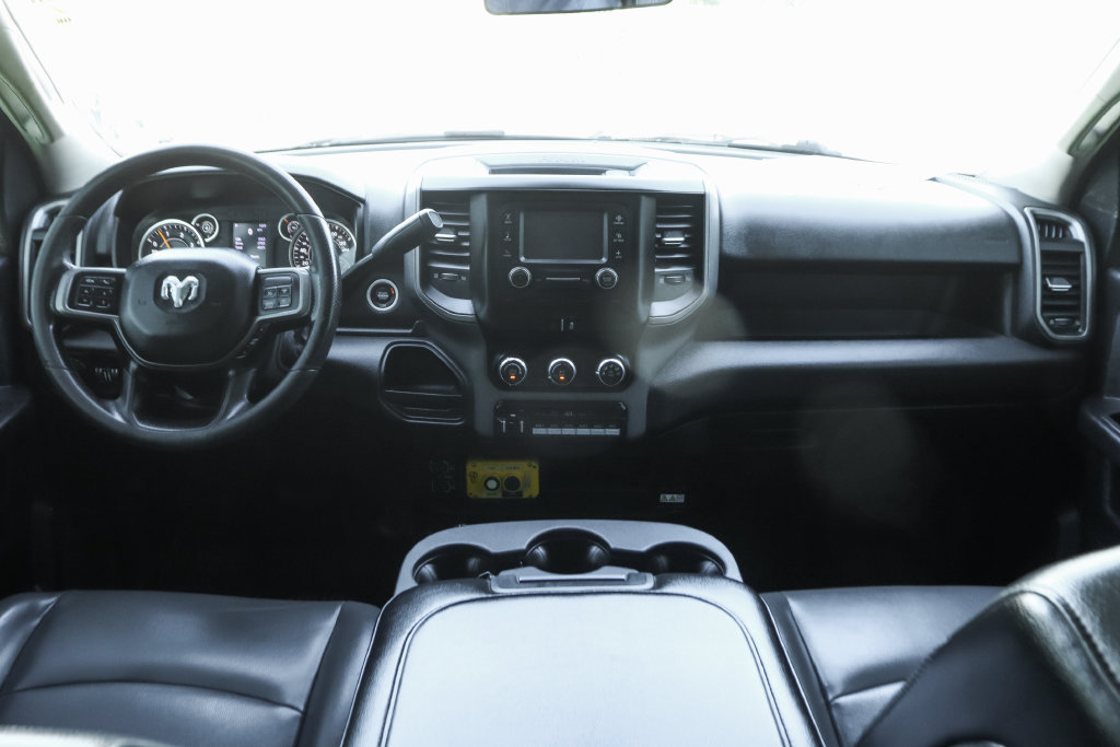 Used 2020 RAM 5500 Tradesman w/ Chrome Appearance Group AWD/4WD image 28
