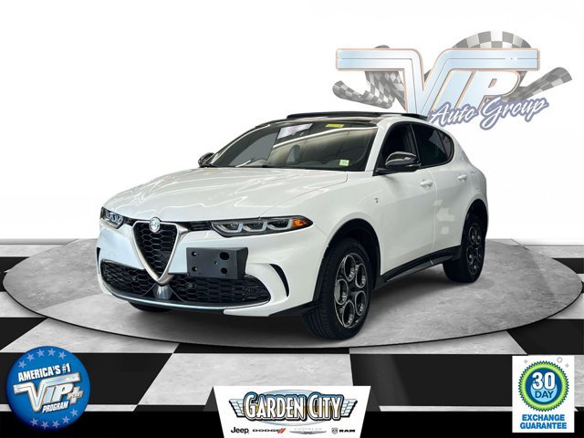 Used 2024 Alfa Romeo Tonale Ti AWD/4WD image 1