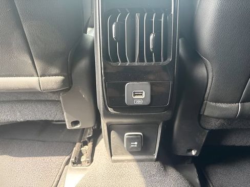 Used 2022 Jeep Compass Limited AWD/4WD image 30