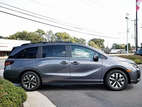 New 2026 Honda Odyssey EX-L image 14