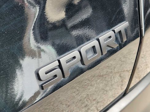 Used 2024 Honda HR-V Sport image 11