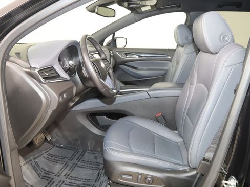 Used 2023 Buick Enclave Essence AWD/4WD image 11