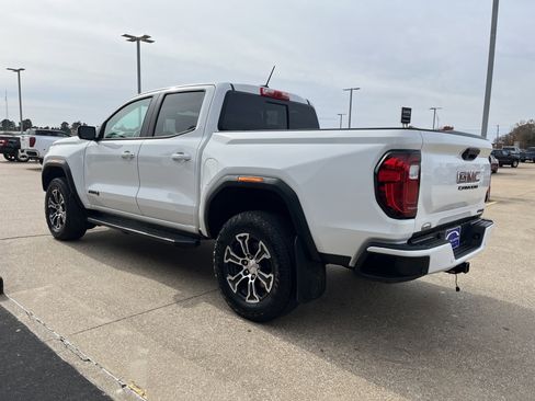 Used 2023 GMC Canyon AT4 w/ AT4 Premium Package image 4
