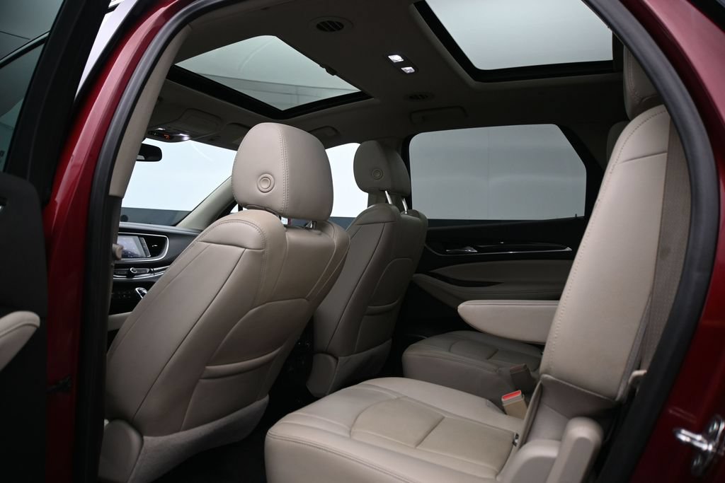Used 2020 Buick Enclave Essence w/ Sport Touring Edition AWD/4WD image 17