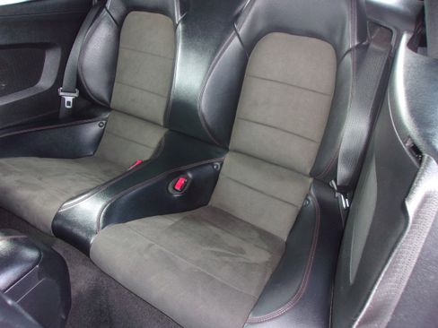 Used 2017 Ford Mustang GT Premium w/ Equipment Group 401A image 16