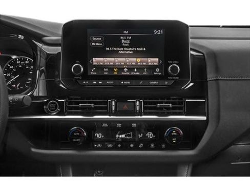 Used 2023 Nissan Pathfinder SL AWD/4WD image 13