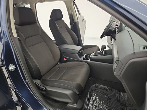 Used 2023 Honda CR-V LX image 14