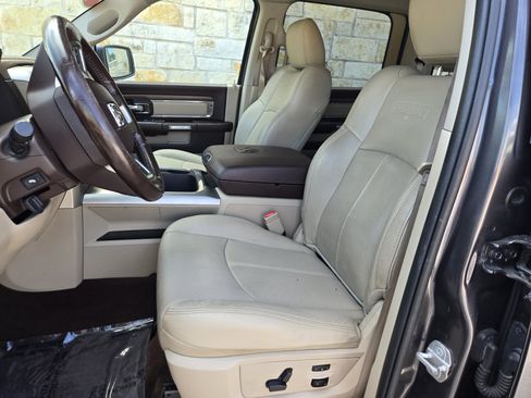 Used 2018 RAM 1500 Laramie w/ Convenience Group RWD image 5