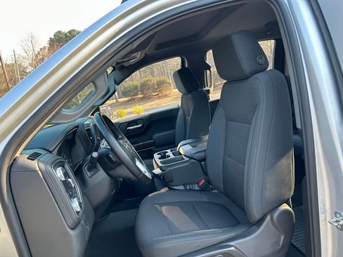 Used 2020 GMC Sierra 1500 SLE w/ SLE Value Package RWD image 34