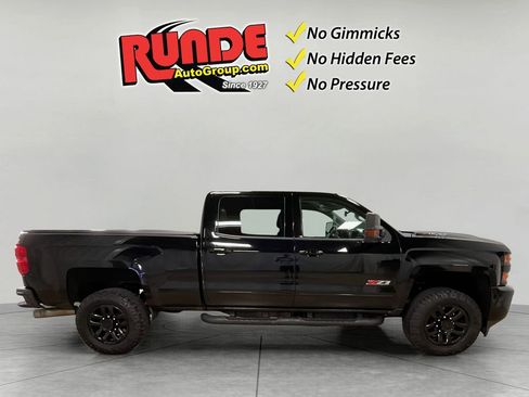 Used 2018 Chevrolet Silverado 2500 LTZ w/ Duramax Plus Package AWD/4WD image 7