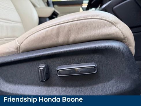 Used 2018 Honda CR-V Touring image 57