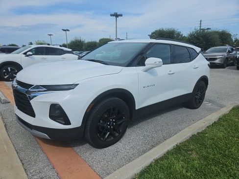 Used 2022 Chevrolet Blazer LT FWD image 1