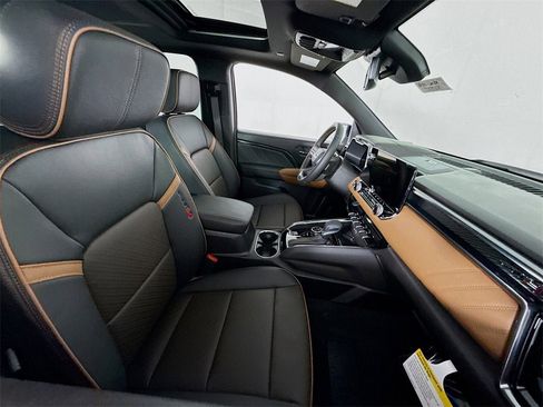 New 2026 GMC Canyon AT4 w/ Technology Plus Package image 22