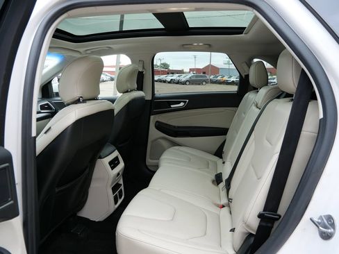 Used 2016 Ford Edge Titanium w/ Equipment Group 301A AWD/4WD image 13
