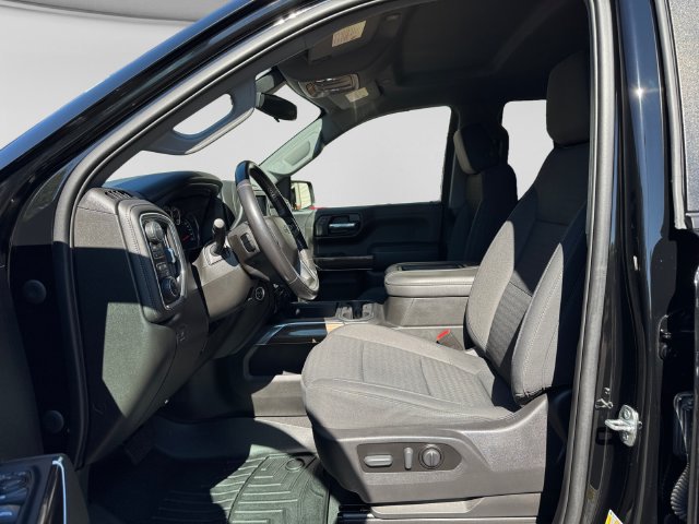 Used 2021 Chevrolet Silverado 1500 RST w/ Z71 Off-Road Package AWD/4WD image 10