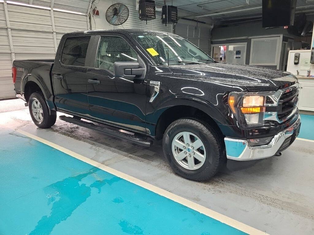 Used 2023 Ford F150 XLT AWD/4WD image 4