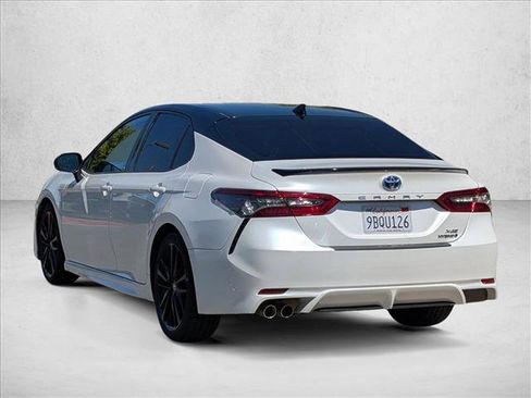 Used 2022 Toyota Camry XSE w/ Navigation Upgrade Package image 7