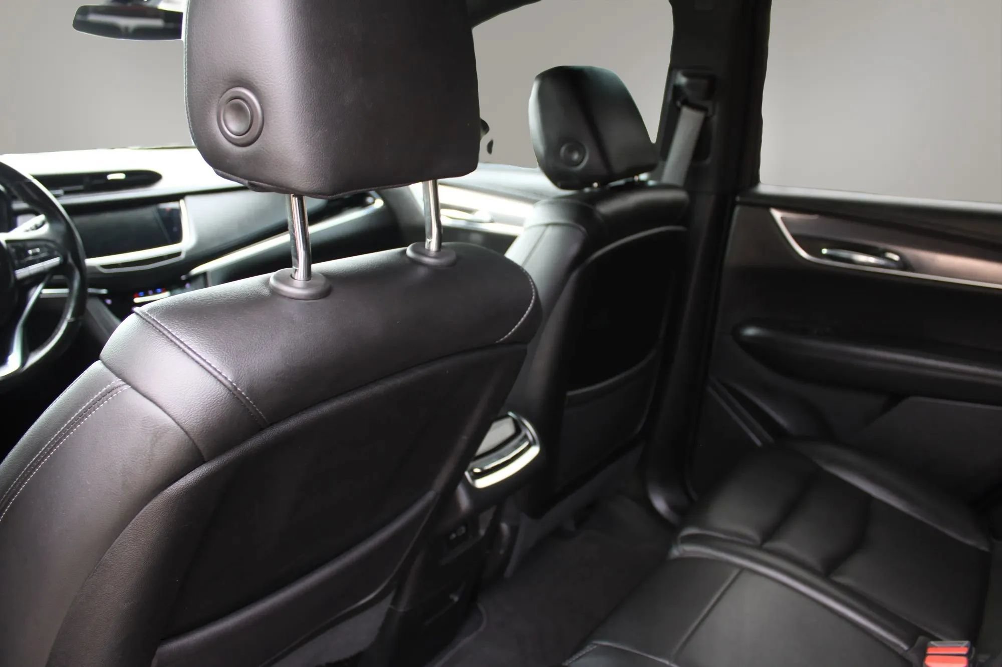 Used 2021 Cadillac XT6 Luxury AWD/4WD image 18