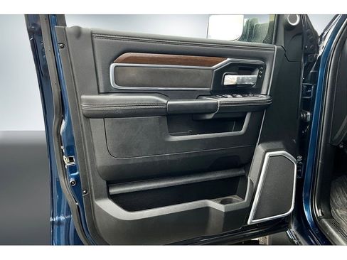 Used 2022 RAM 2500 Laramie image 21