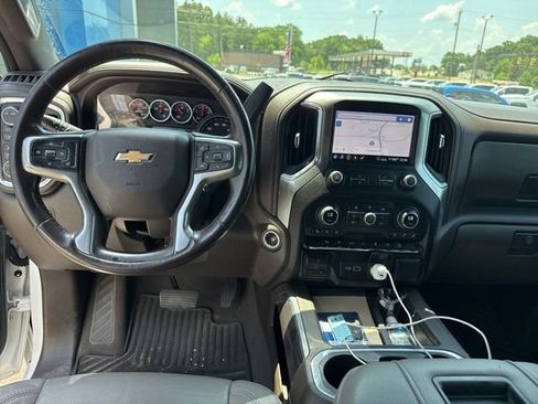 Used 2020 Chevrolet Silverado 1500 LTZ w/ LTZ Plus Package AWD/4WD image 23