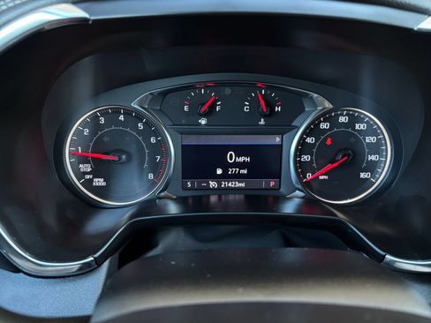 Used 2025 Chevrolet Blazer LT FWD image 41