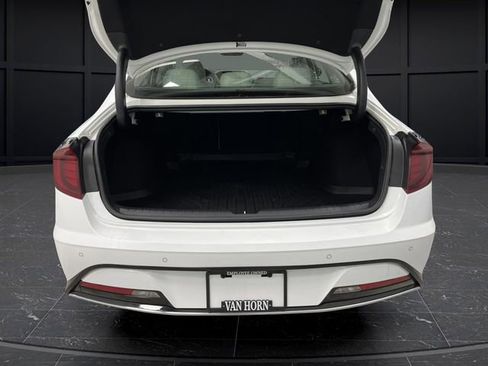 Used 2023 Hyundai Sonata Limited image 16