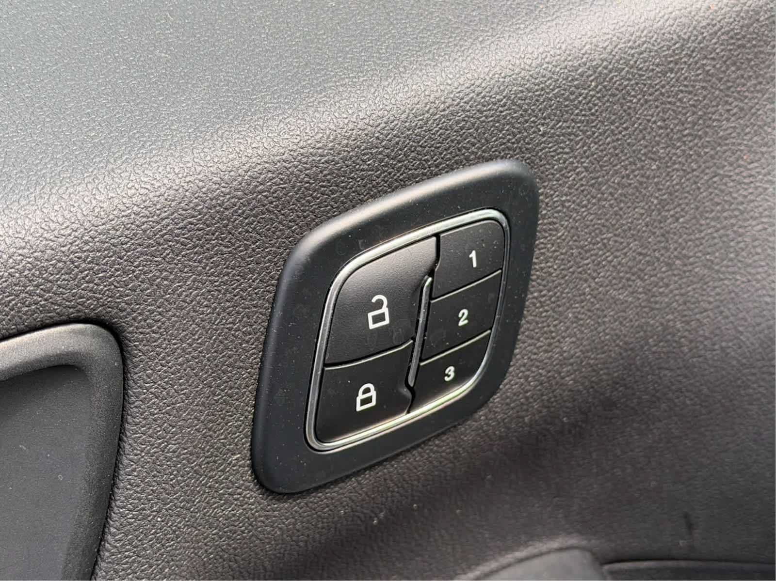 Used 2024 Ford Escape Active w/ Tech Pack #2 FWD image 5