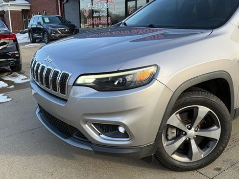 Used 2020 Jeep Cherokee Limited image 20