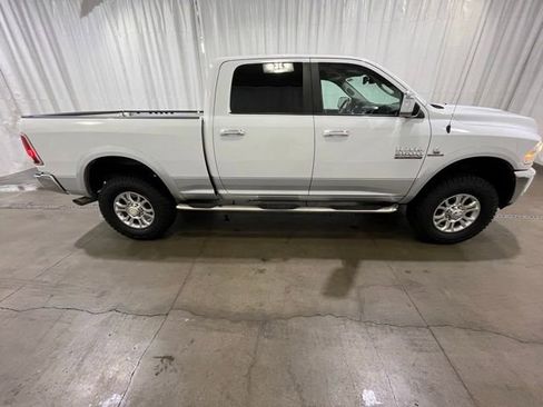 Used 2016 RAM 2500 Laramie AWD/4WD image 2
