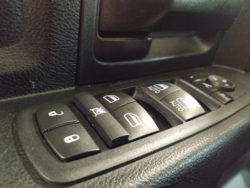 Used 2018 RAM 1500 Tradesman w/ Popular Equipment Group RWD image 27