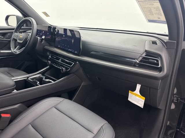 Used 2026 Chevrolet Traverse LT AWD/4WD image 30