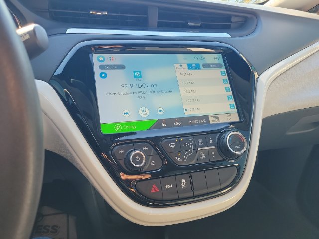 Used 2017 Chevrolet Bolt LT FWD image 16