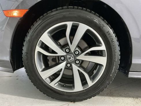 Used 2023 Honda Odyssey Touring image 13