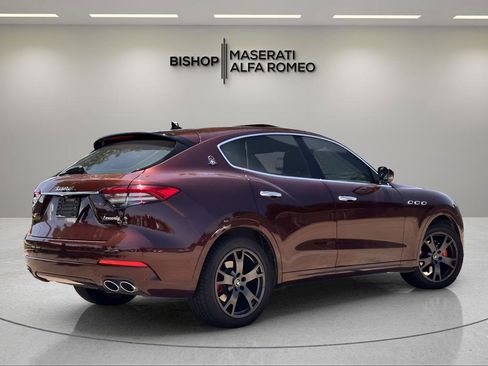Used 2021 Maserati Levante AWD/4WD image 5