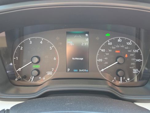 Certified 2025 Toyota Corolla SE image 29