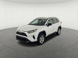 Used 2025 Toyota RAV4 LE video 1