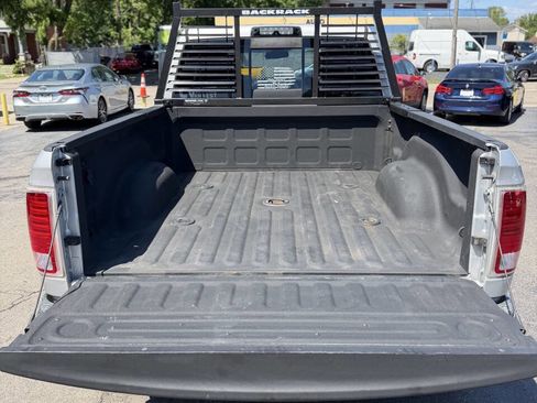 Used 2014 RAM 3500 Laramie AWD/4WD image 9